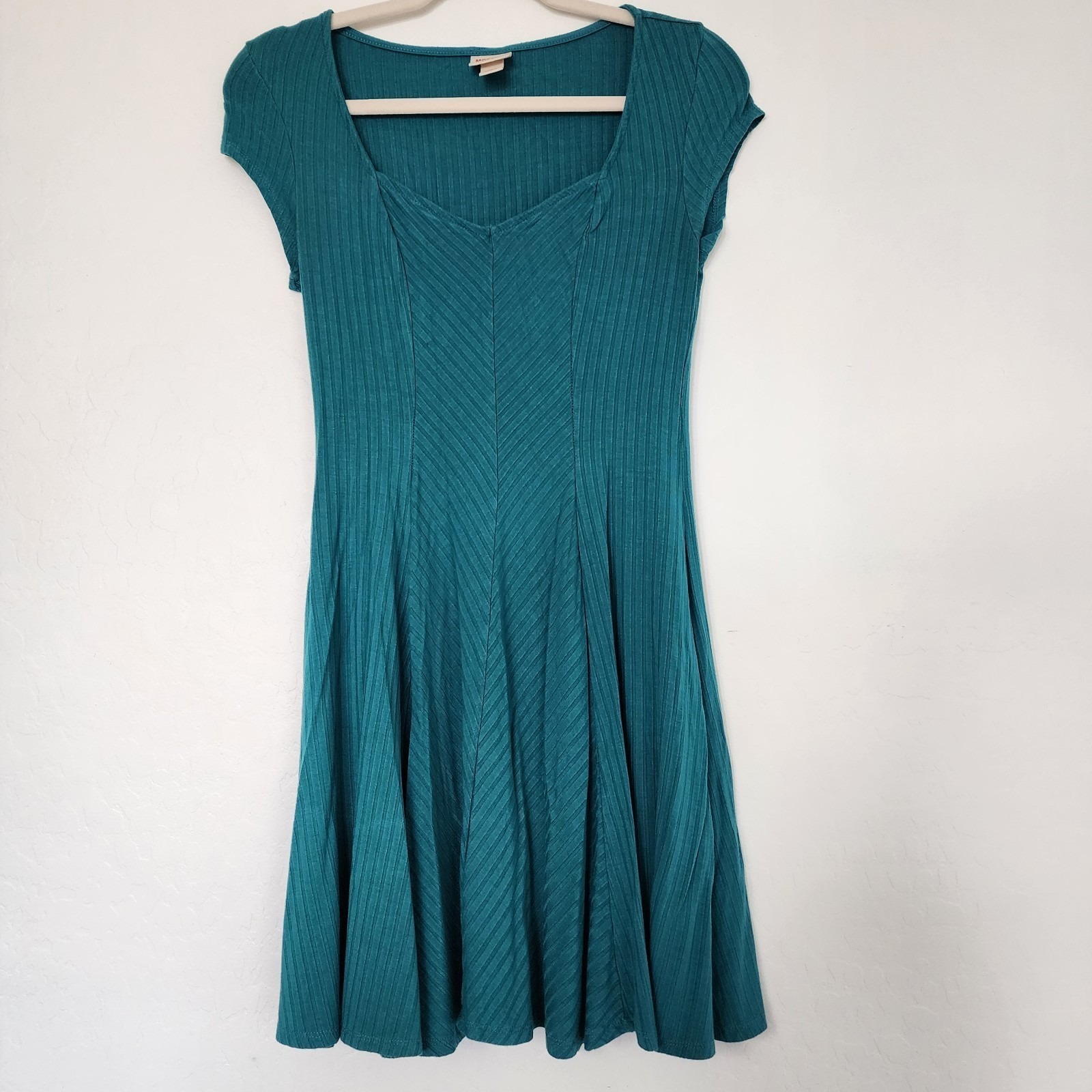 Mossimo Fit Flare Dress Small Teal Ribbed Knit Short Sleeve V Neck Skater